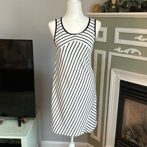 Encuentro striped sleeveless dress